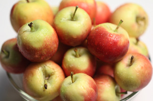 Crimson Gold Mini Apple Pie Bites